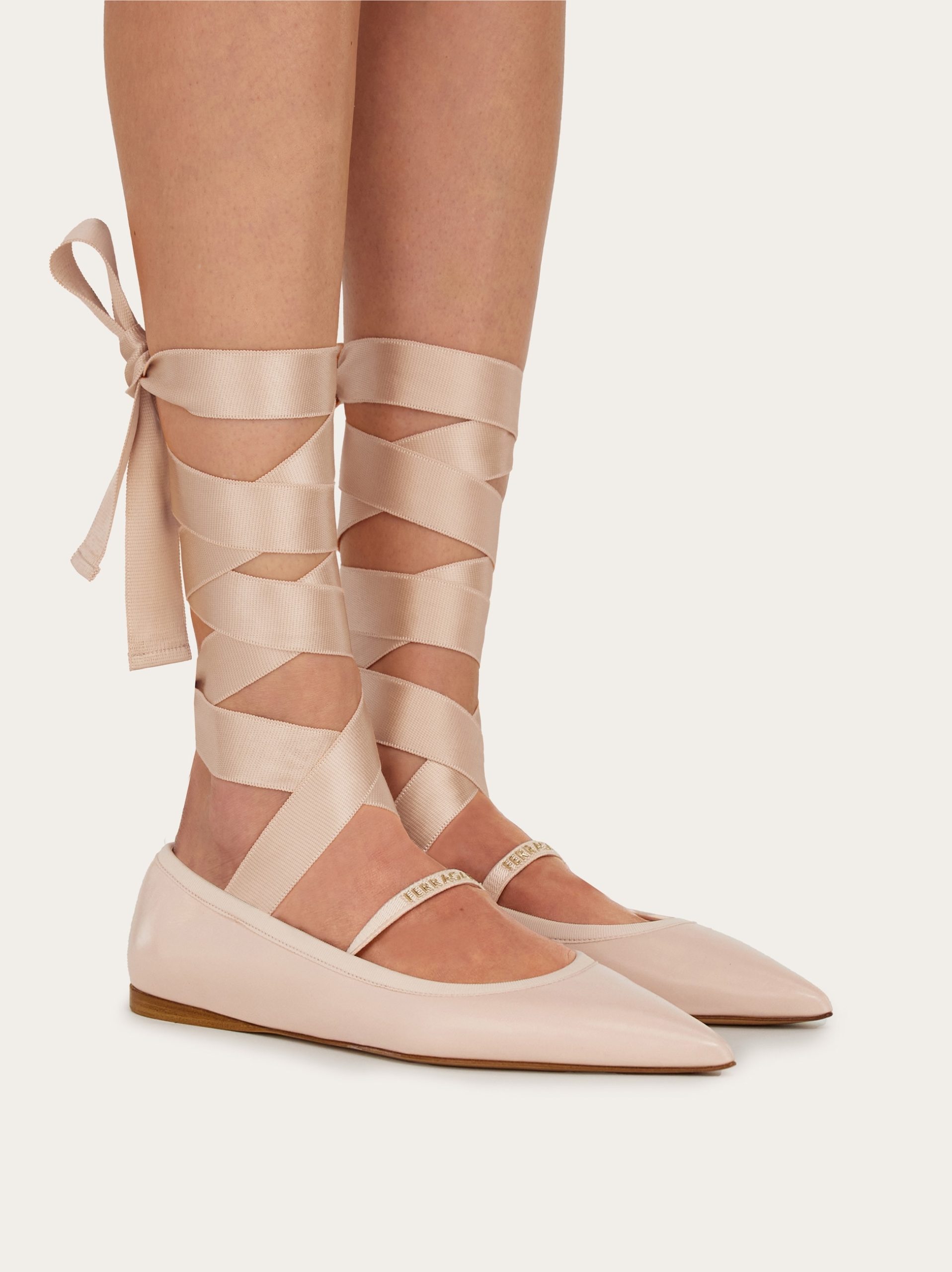 Ferragamo Ballet flat with ankle ribbon - Image 5